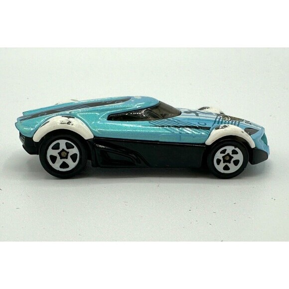 2013 Hot Wheels Light Blue Soccer Car J21 BDD12 - Picture 3 of 6